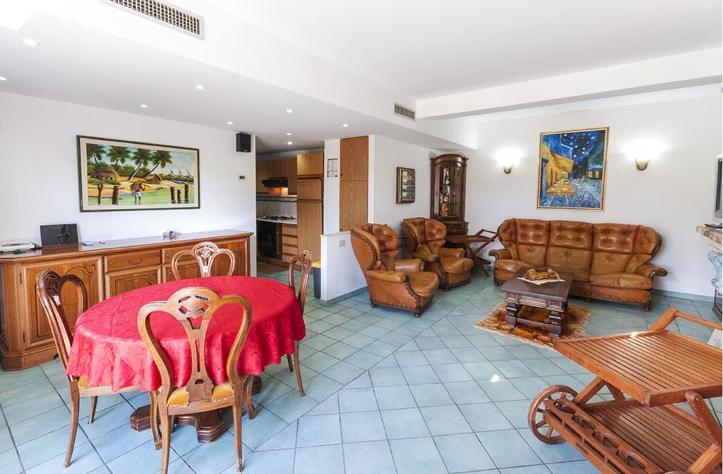 Casa Vacanze Villa Flumini Флумини-ди-Кварту Номер фото