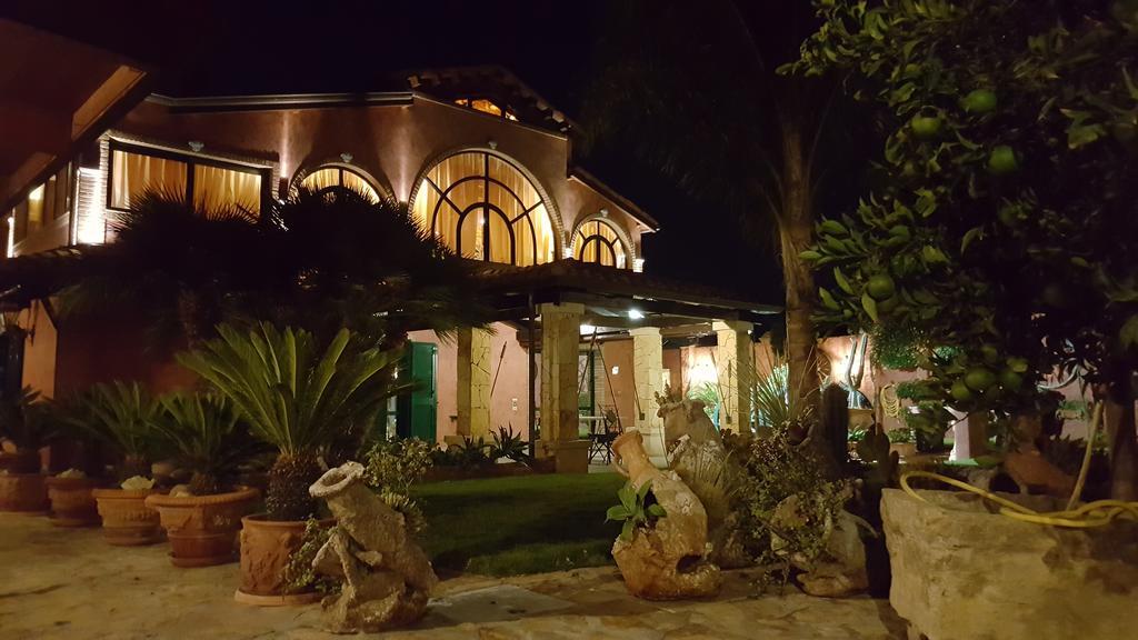 Casa Vacanze Villa Flumini Флумини-ди-Кварту Экстерьер фото