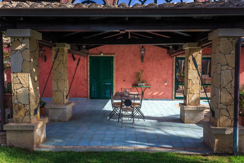 Casa Vacanze Villa Flumini Флумини-ди-Кварту Экстерьер фото