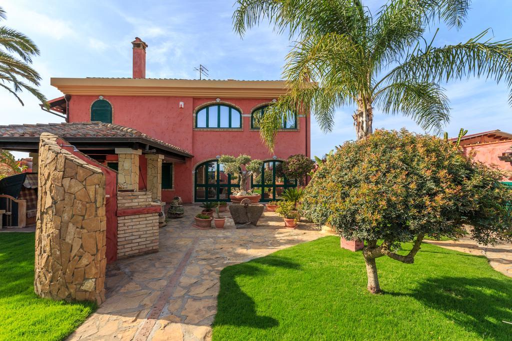 Casa Vacanze Villa Flumini Флумини-ди-Кварту Экстерьер фото