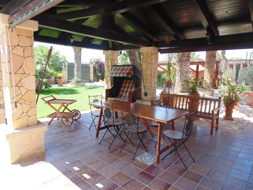 Casa Vacanze Villa Flumini Флумини-ди-Кварту Экстерьер фото