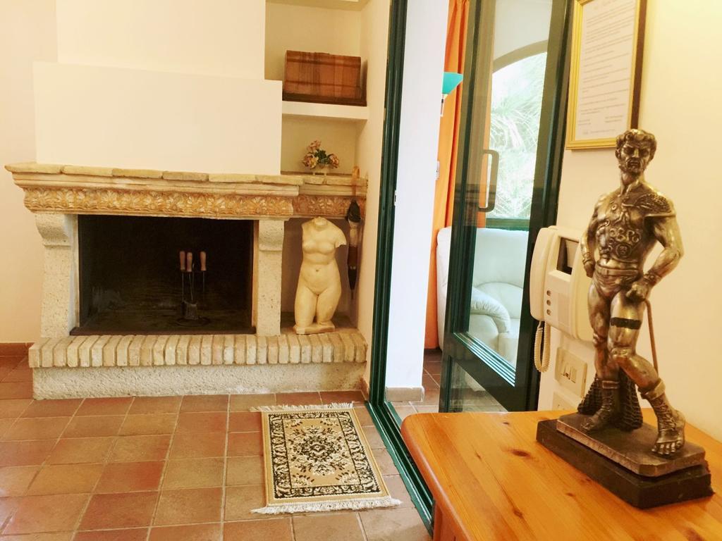 Casa Vacanze Villa Flumini Флумини-ди-Кварту Экстерьер фото